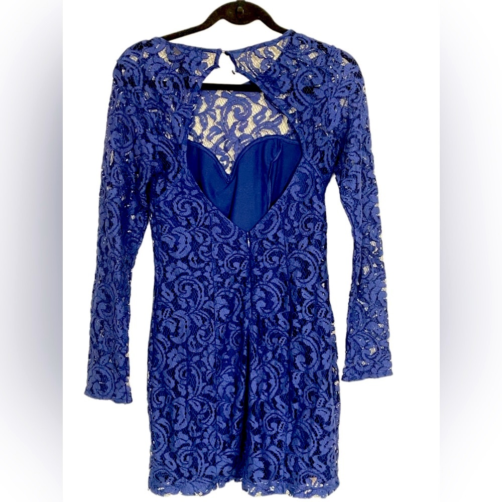 NWOT H & M lace , royal blue mini dress size 6 | holiday dress | … - Picture 4 of 4
